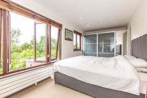 Photo 19- click for photo gallery